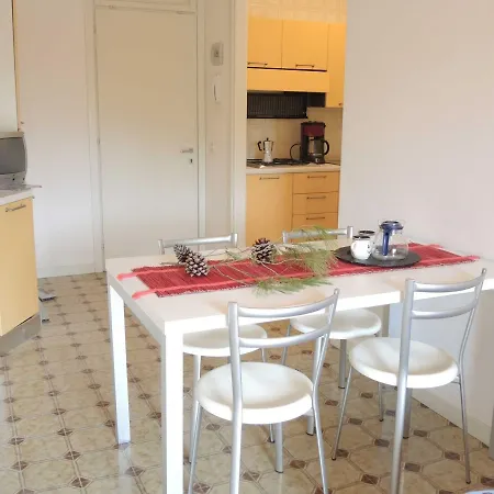 Colourful Flat Next To The Beach-beahost Bibione