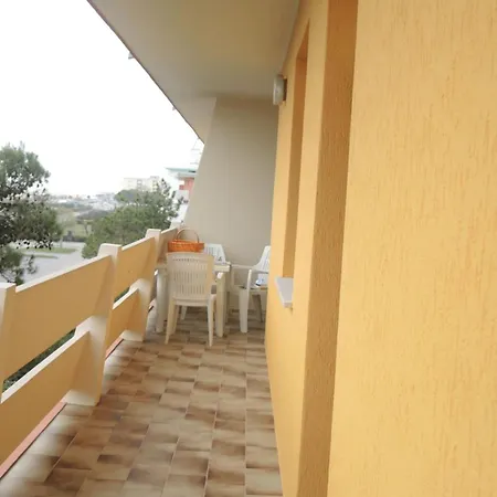 Appartamento Colourful Flat Next To The Beach-beahost *